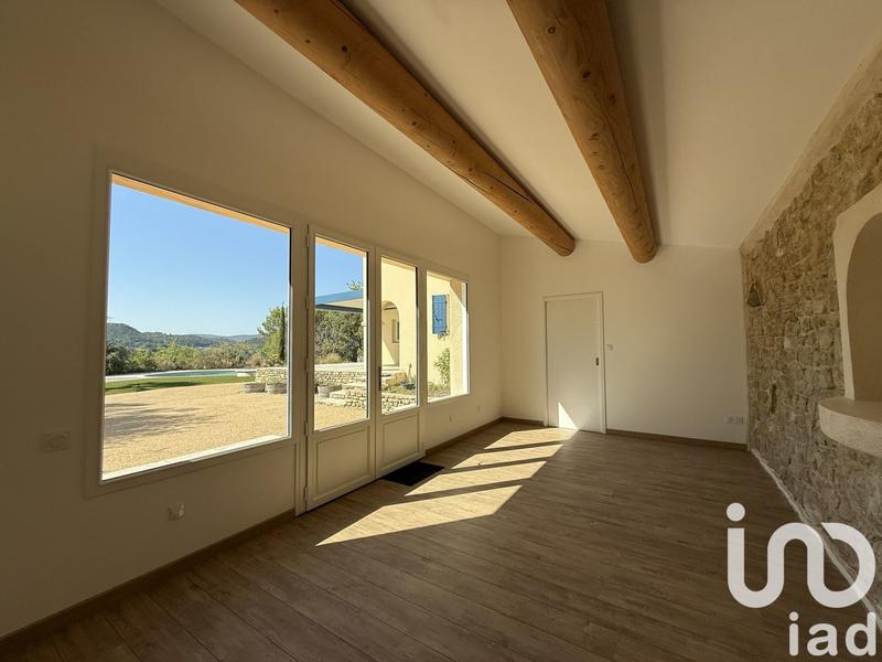 Maison - 200 m² - 7 pièces