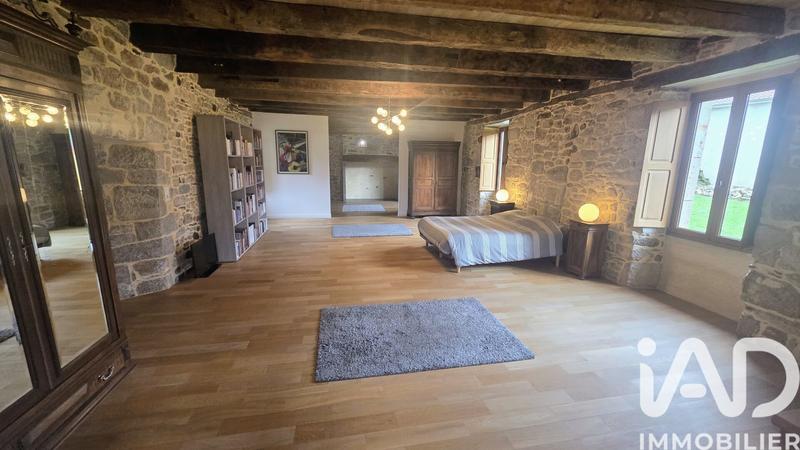 Maison - 195 m² - 4 pièces