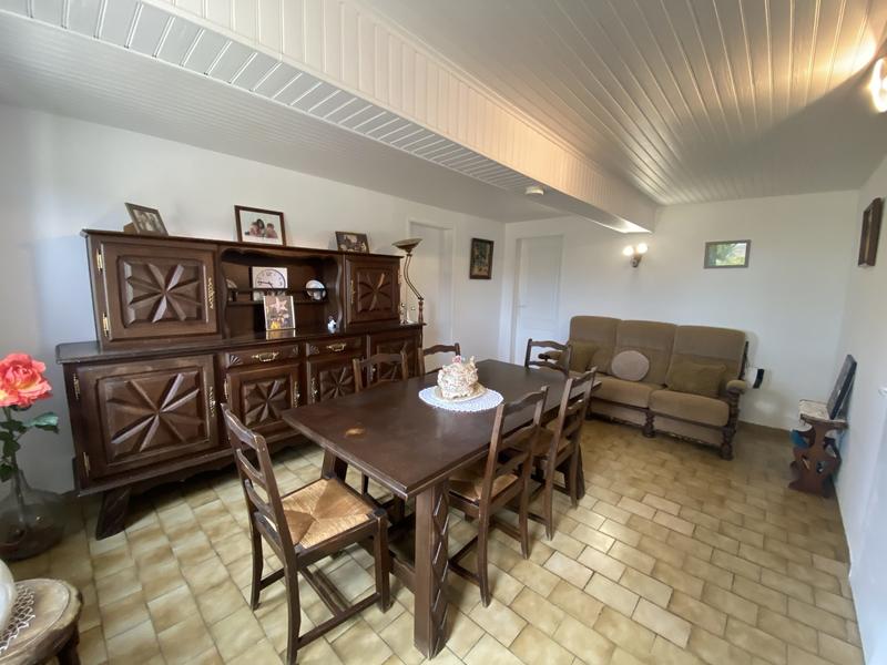 Maison - 203 m² - 10 pièces