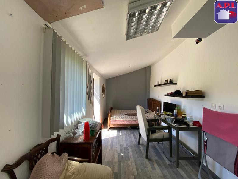 Maison - 108 m² - 7 pièces