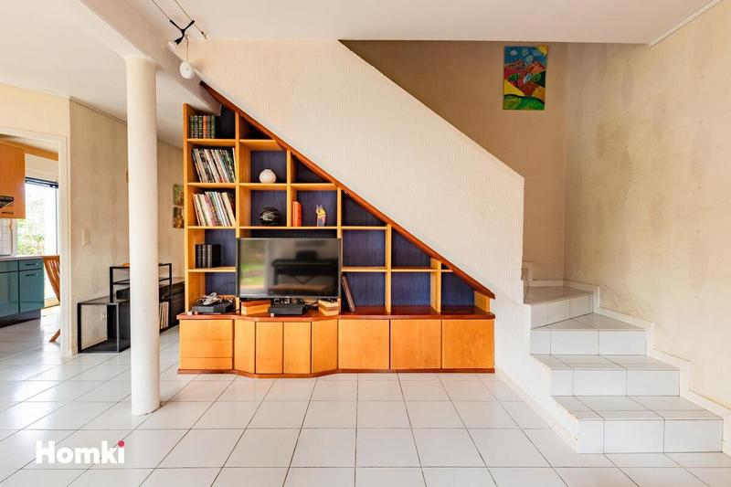 Maison - 98 m² - 5 pièces