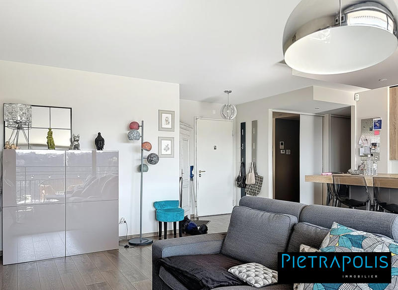 Appartement - 74 m² - 3 pièces