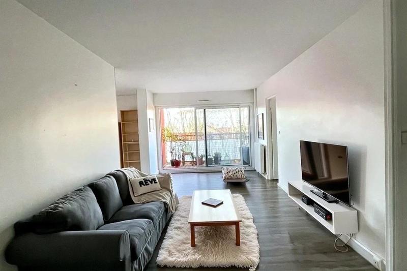 Appartement ancien - 68 m² - 3 pièces