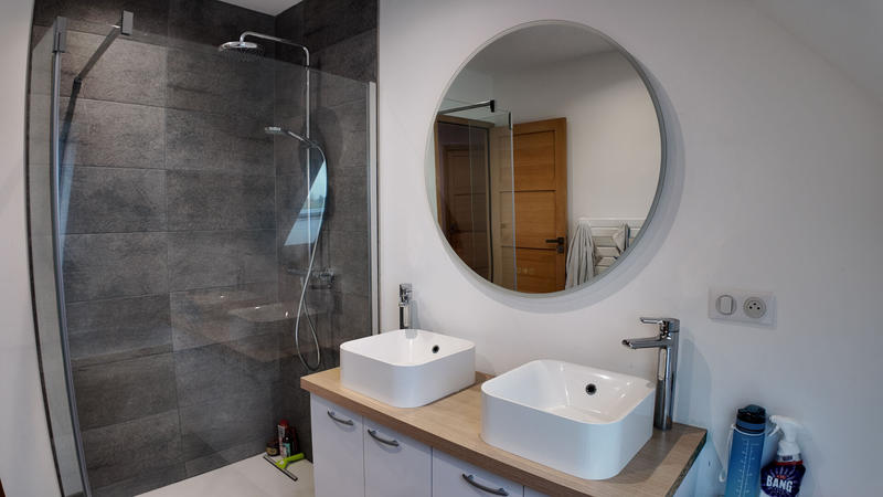 Maison - 202 m² - 6 pièces