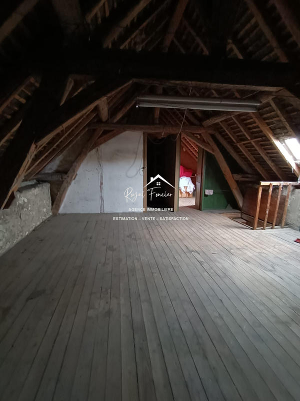 Maison ancienne - 102 m² - 4 pièces