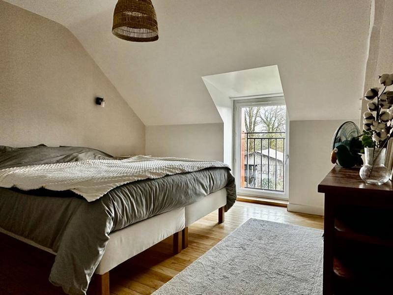 Maison - 170 m² - 7 pièces