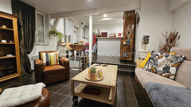 Appartement - 60 m² - 3 pièces