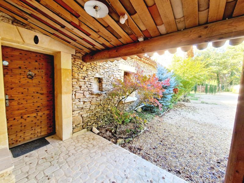 Maison - 97 m² - 3 pièces