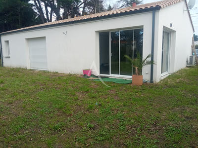 Maison - 110 m² - 4 pièces