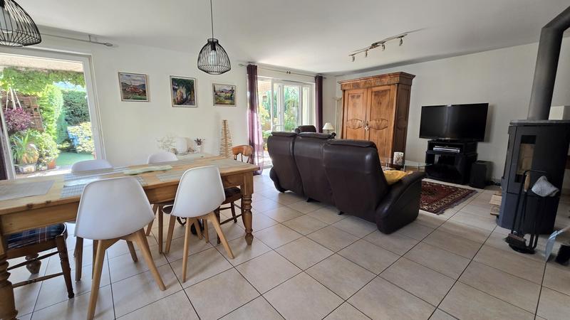 Maison - 152 m² - 6 pièces