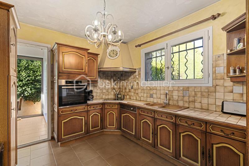 Villa - 216 m² - 5 pièces