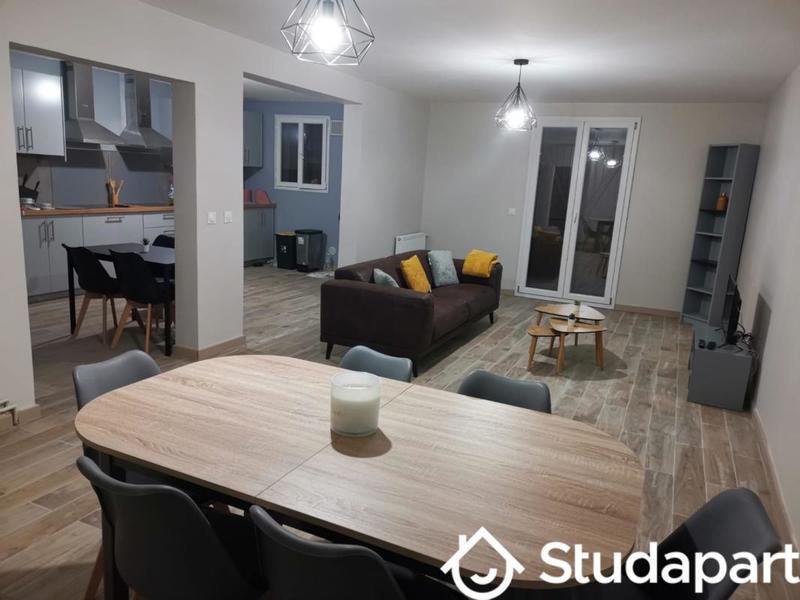 Chambre - 10 m² - 1 pièce