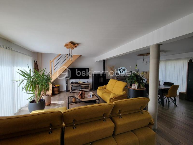 Maison - 169 m² - 8 pièces