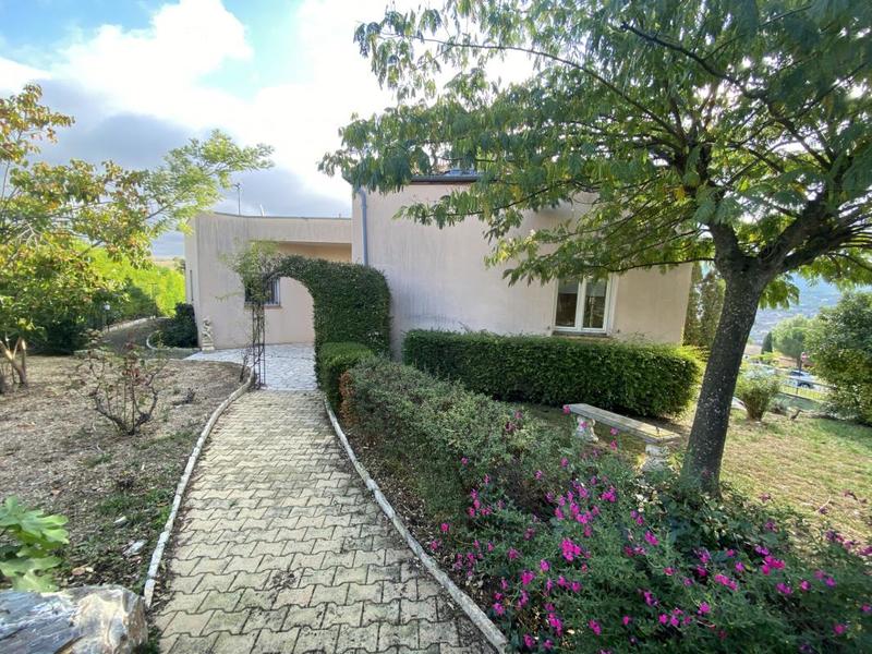 Villa - 145 m² - 5 pièces