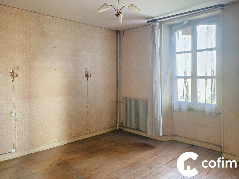 Maison ancienne - 218 m² - 7 pièces