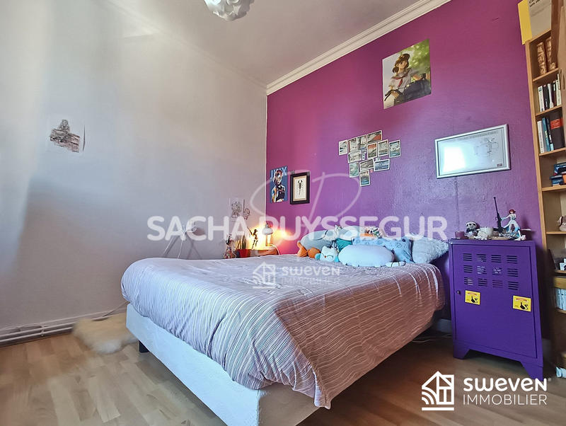 Maison ancienne - 212 m² - 9 pièces