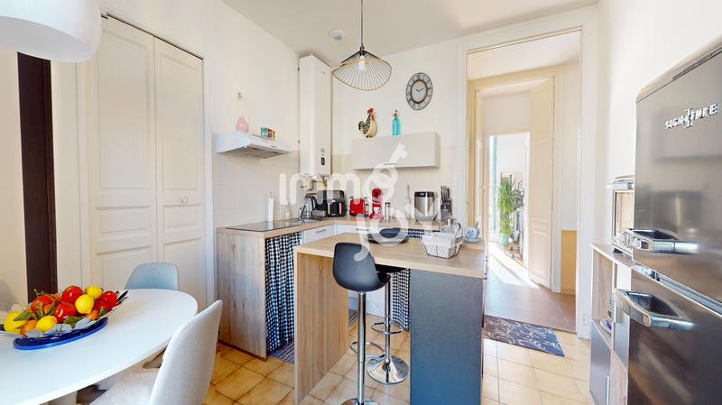 Appartement - 70 m² - 3 pièces