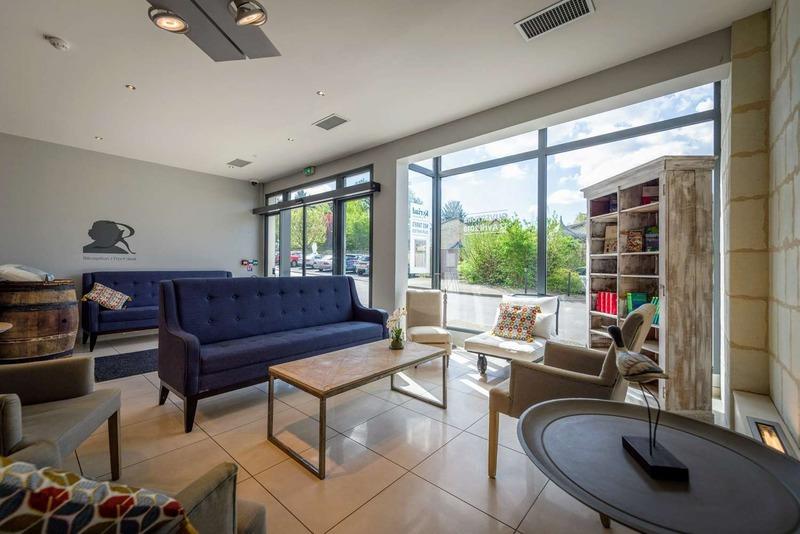 Immeuble - 1 300 m² - 40 pièces