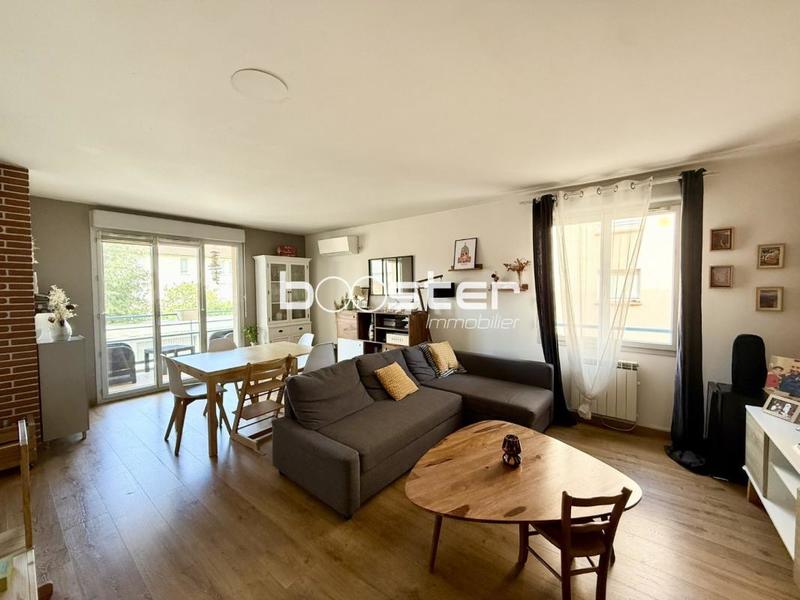 Appartement ancien - 67 m² - 3 pièces