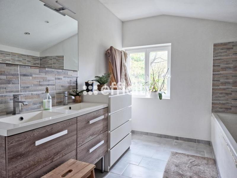 Maison de domaine équestre - 150 m² - 6 pièces