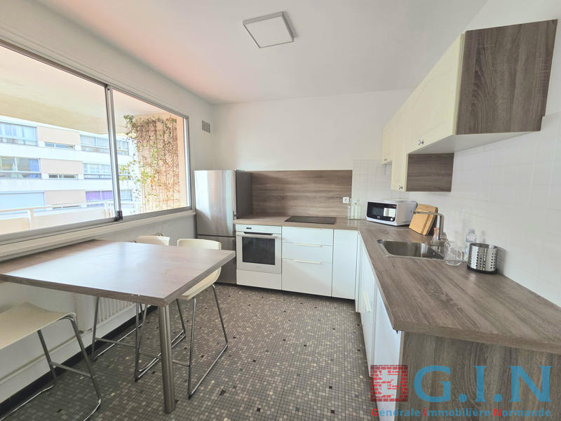 Appartement - 97 m² - 4 pièces