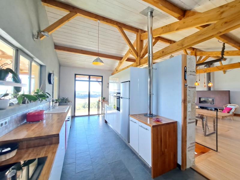 Maison - 164 m² - 7 pièces