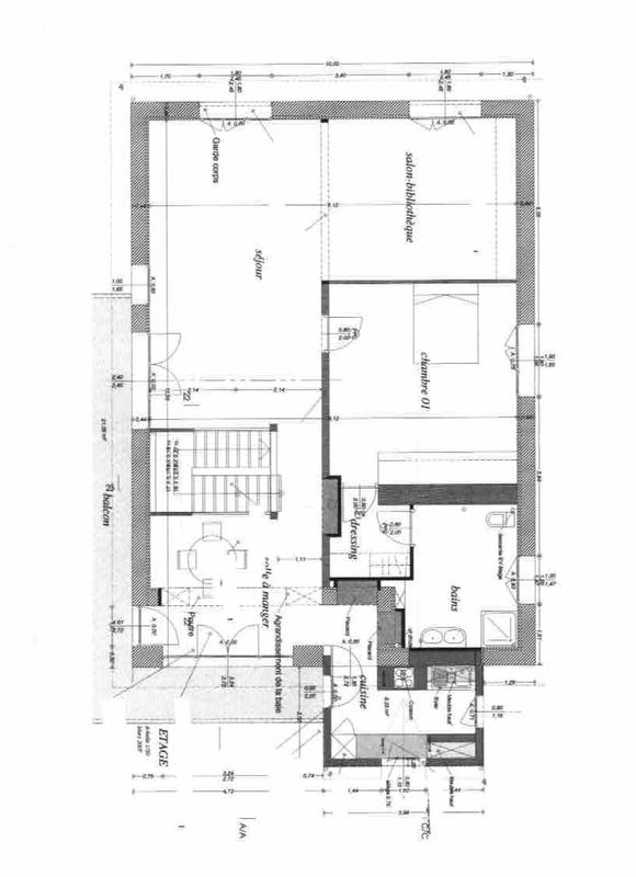 Maison - 242 m² - 7 pièces