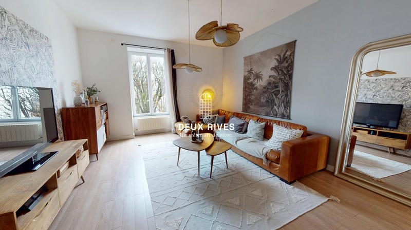 Appartement - 85 m² - 3 pièces