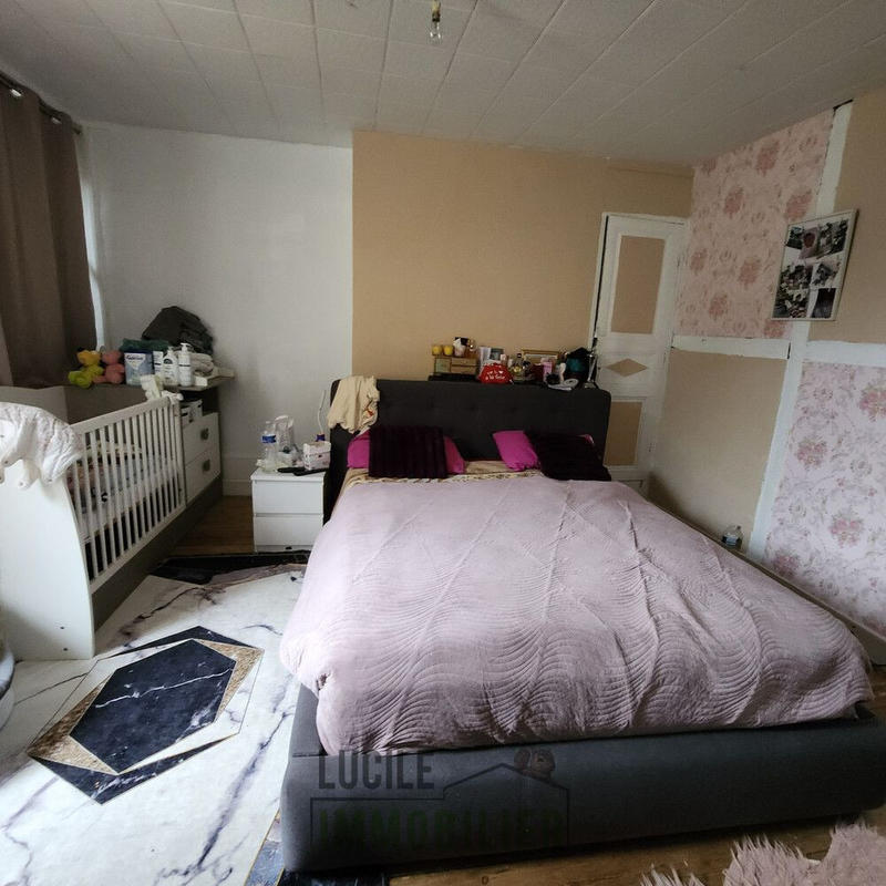 Local commercial - 133 m² - 4 pièces