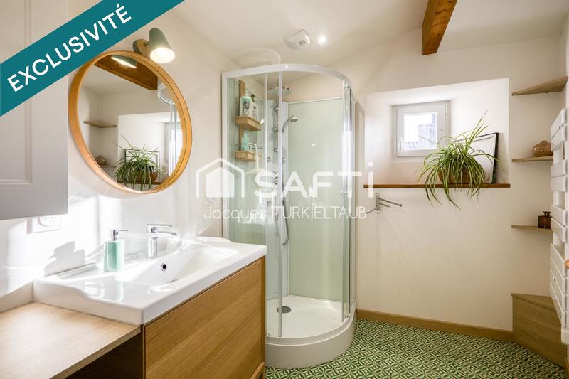 Maison - 180 m² - 7 pièces