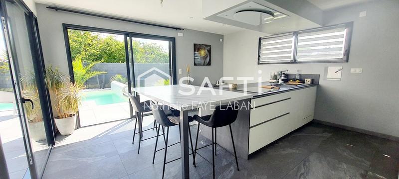 Maison - 128 m² - 4 pièces