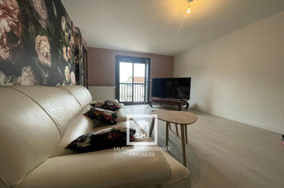 Appartement - 79 m² - 3 pièces