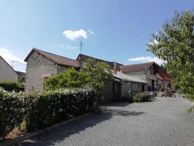 Maison - 150 m² - 5 pièces