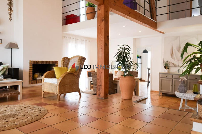 Maison contemporaine - 132 m² - 6 pièces