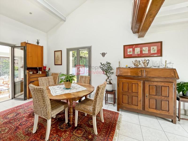 Maison - 169 m² - 7 pièces