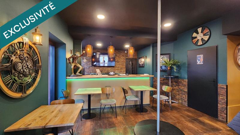 Local commercial - 111 m² - 3 pièces