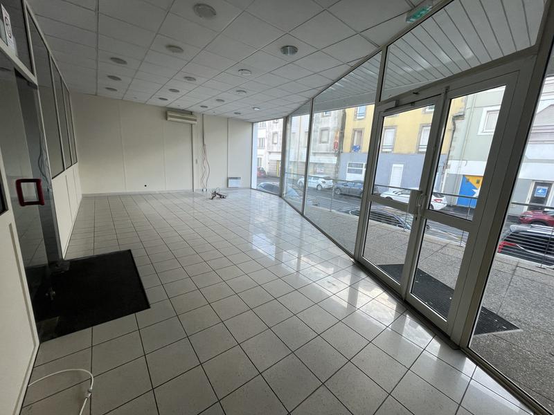Local commercial - 820 m²