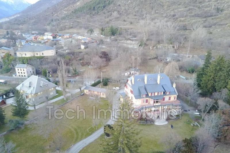 Demeure - 1 100 m² - 16 pièces