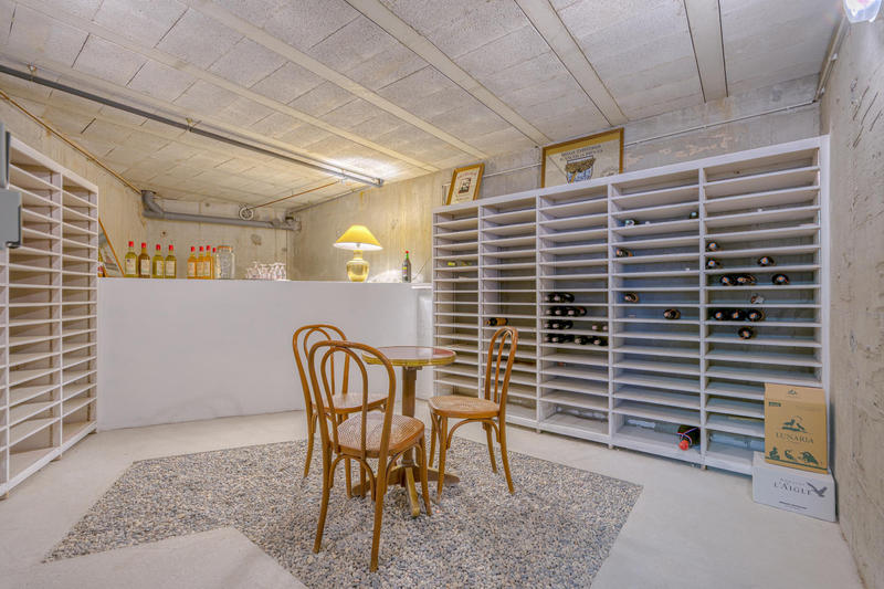 Villa - 250 m² - 5 pièces