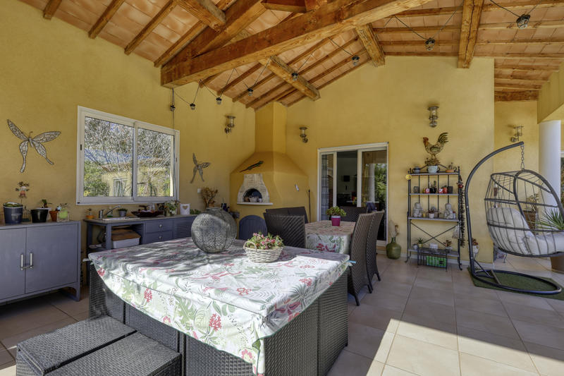 Maison - 159 m² - 5 pièces