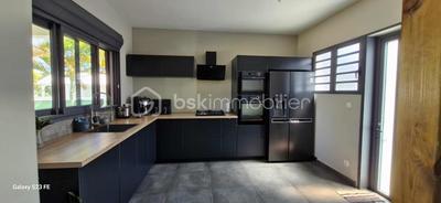 Maison - 113 m² - 4 pièces