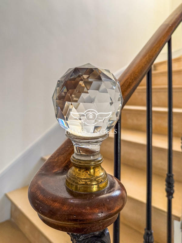 Maison - 204 m² - 5 pièces