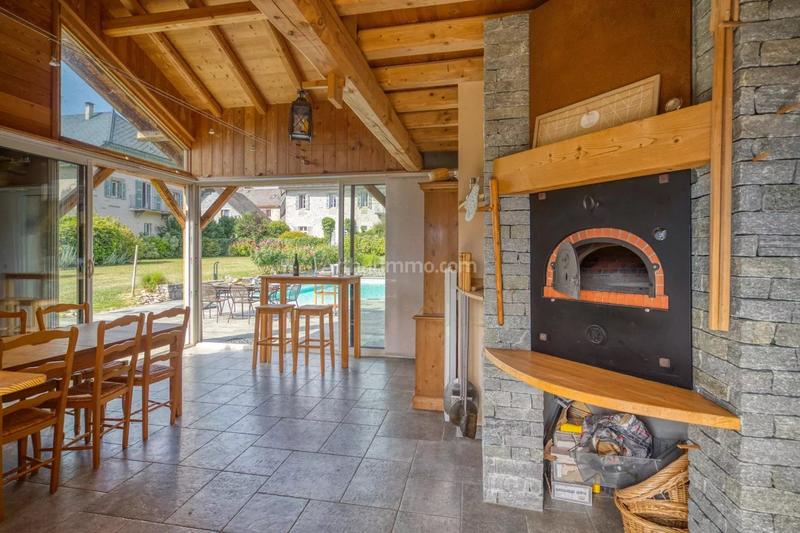 Maison - 488 m² - 20 pièces