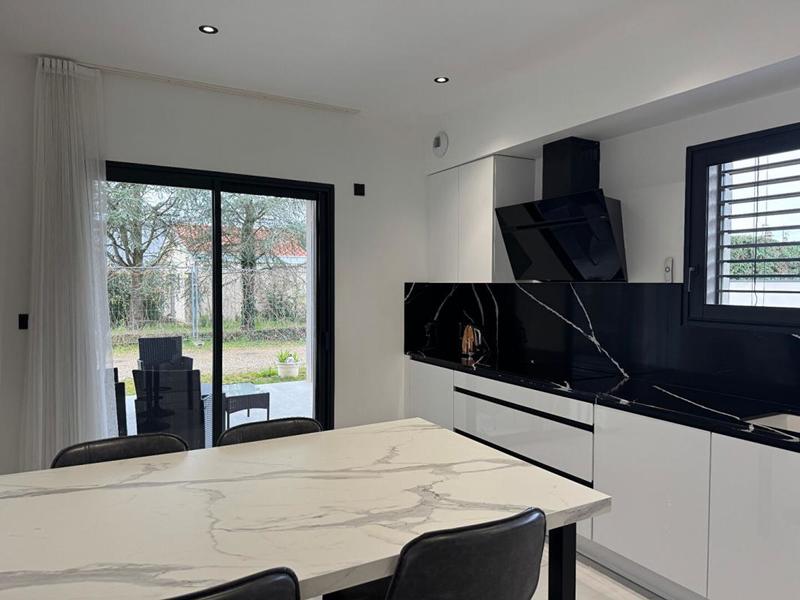 Maison - 130 m² - 5 pièces