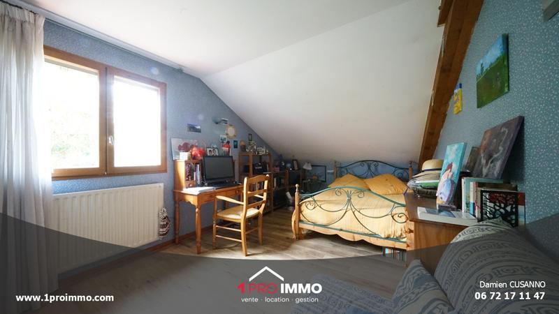 Maison - 99 m² - 5 pièces