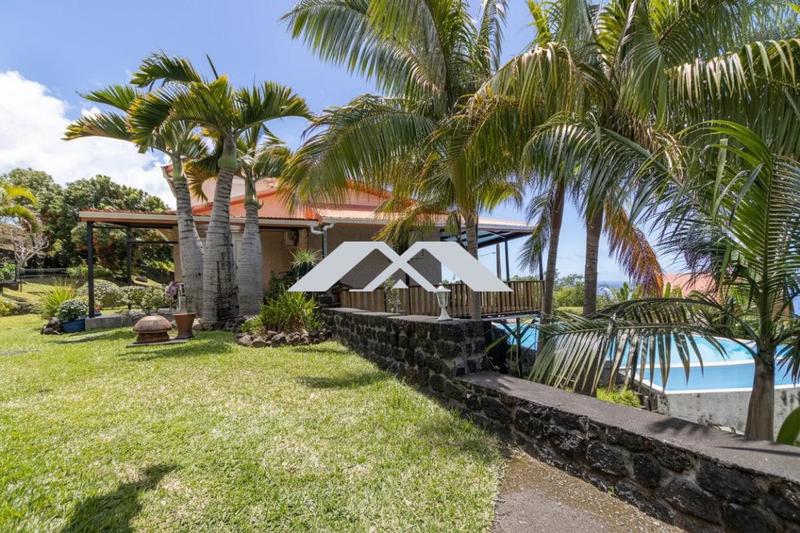 Villa - 264 m² - 9 pièces