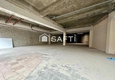 Local commercial - 296 m² - 2 pièces