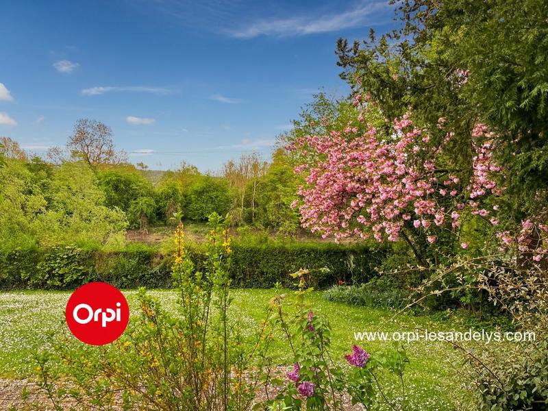 Maison - 181 m² - 9 pièces