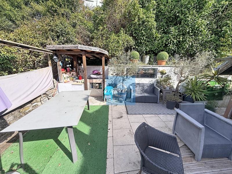 Maison de ville - 144 m² - 5 pièces