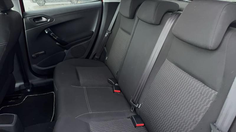 Peugeot 208 1.2 PureTech 82 Active - 5 places